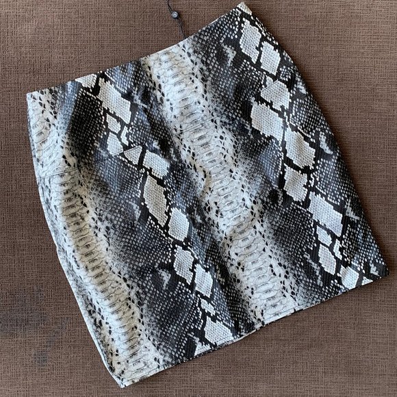 Missguided Dresses & Skirts - Faux Leather Snakeskin Skirt
